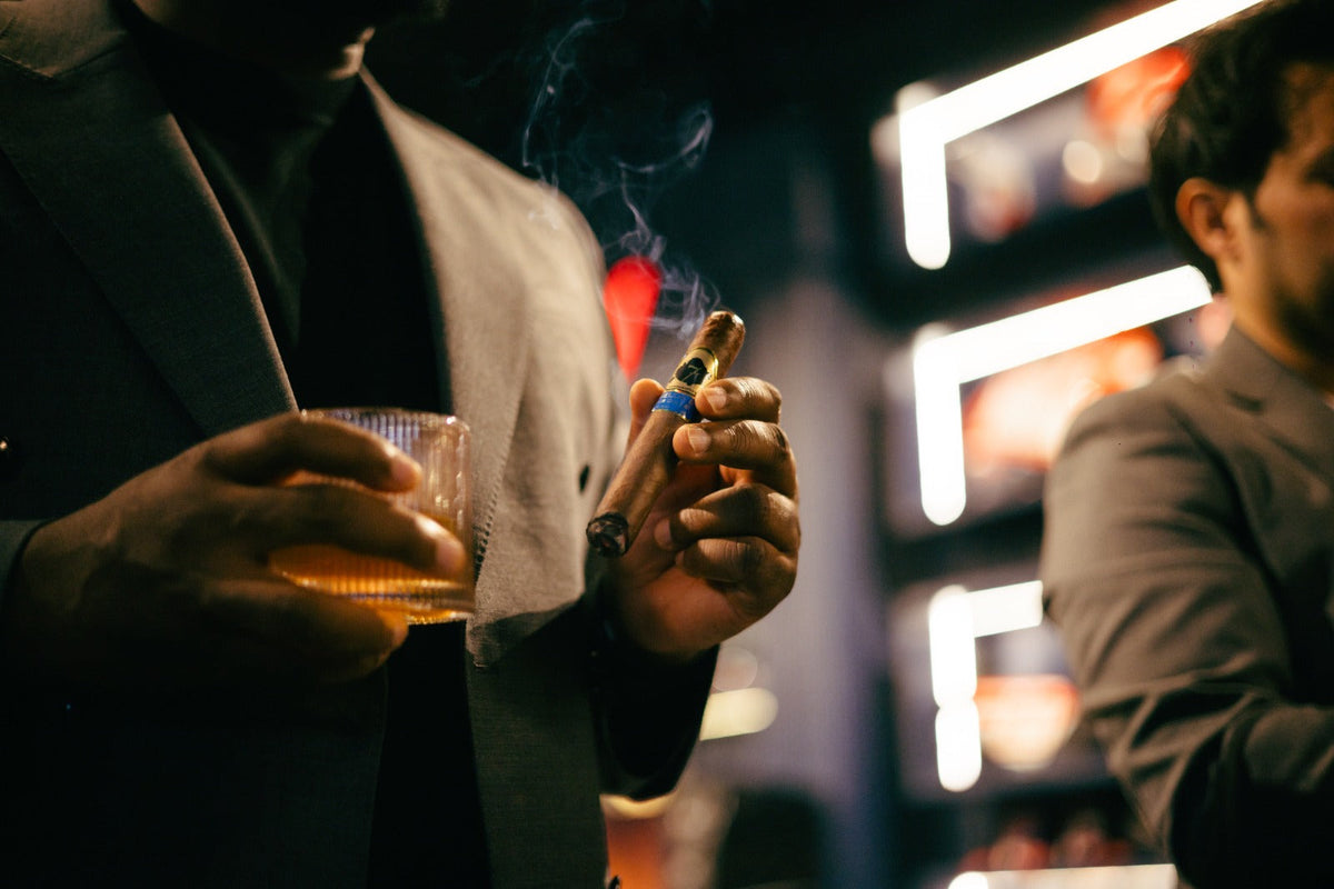 Cigar Etiquette Dubai Guide