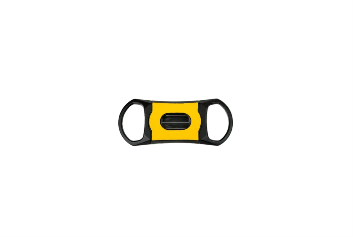 Brizard & Co – “V” Cutter – Racing Black & Yellow (With Pouch)