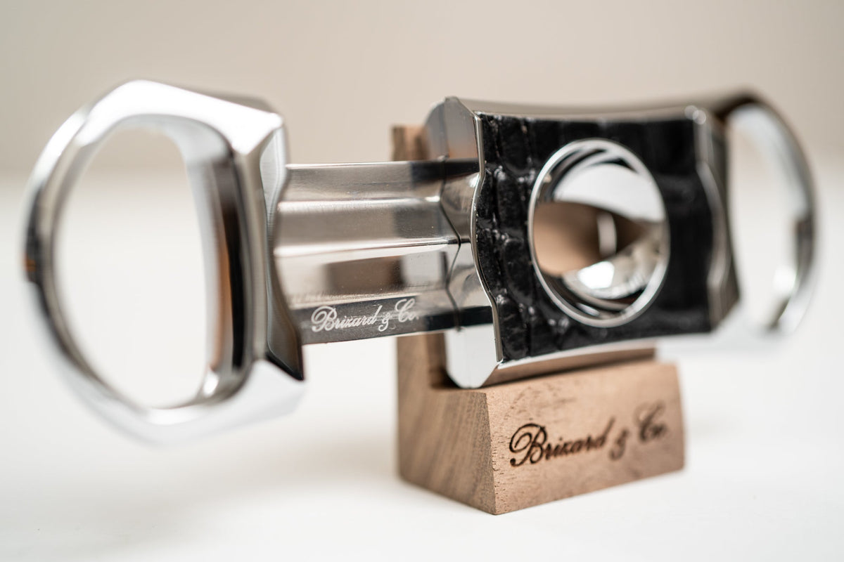 Brizard and Co - The "V" Cutter - Croco Black