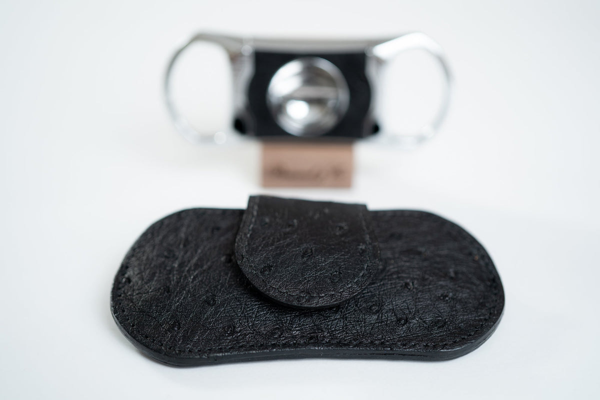 Brizard and Co - The "V" Cutter - Ostrich Black