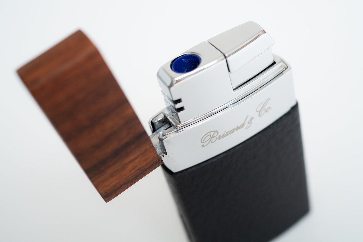 Brizard & Co. Venezia Lighter – Dakota Black is the ultimate luxury cigar accessory with Fountain Flame Technology