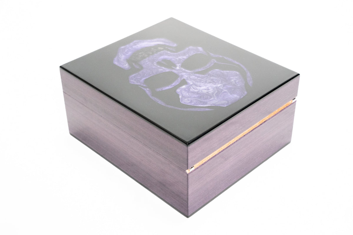 Maccarrone - Skull Resin 40 Count Limited Edition Humidor