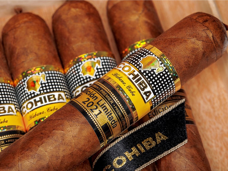 Cohiba - 55 Aniversario (Limited Edition) - 5⅞" × 57 Maduro Robusto Extra